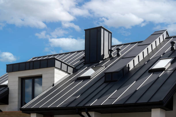 Best Roof Maintenance and Cleaning  in Crystal Lakes, OH